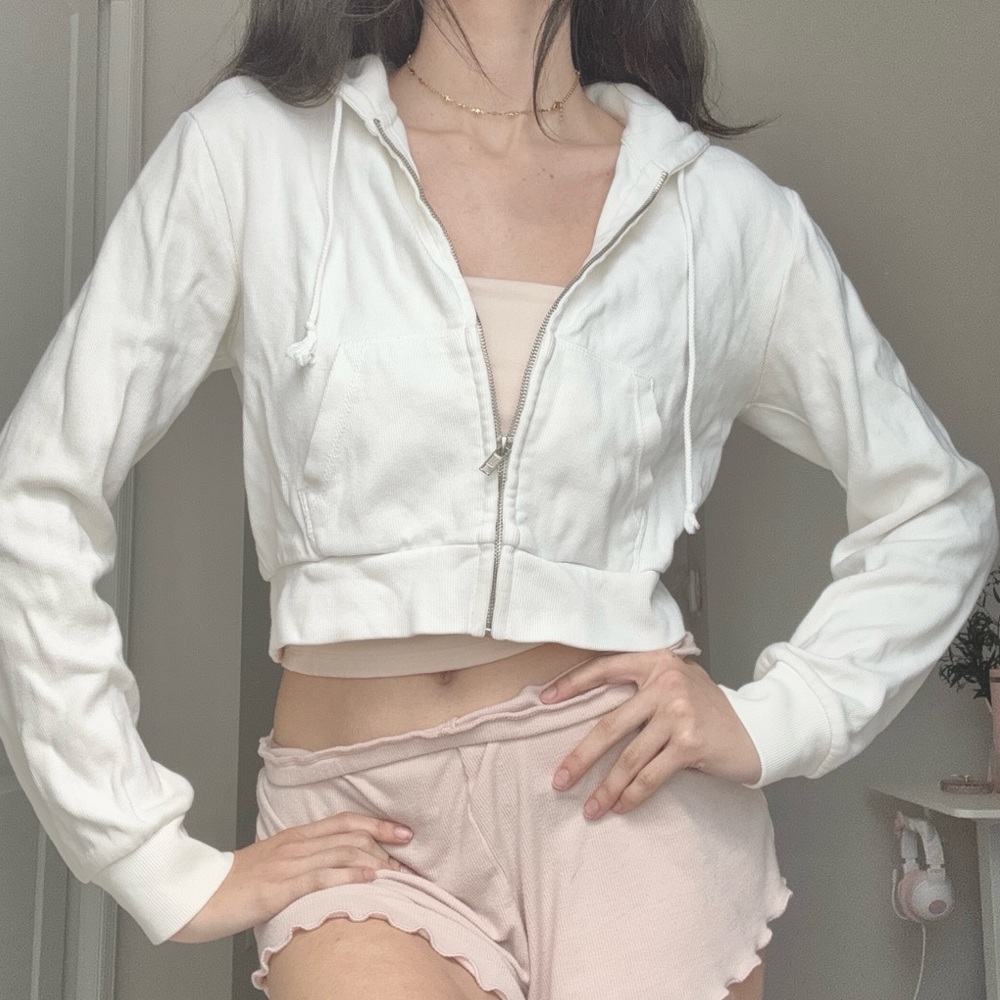 Brandy Melville cropped white zip up hoodie